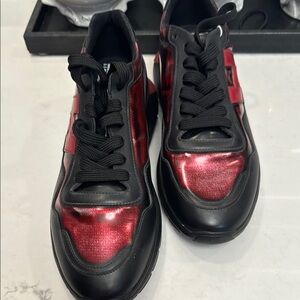 **LIMITED EDITION** NWOT Hogan Black, Red and Silver Sneakers size 7.5 eu 8.5 us